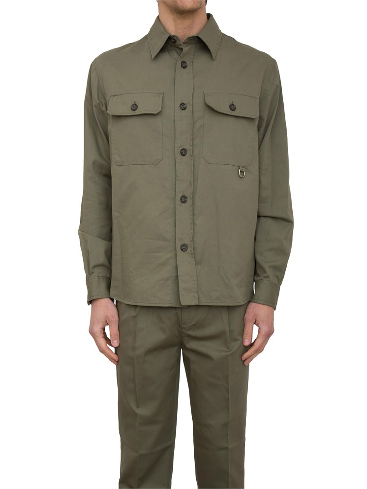 Camicia over Paolo Pecora in gabardina smerigliata verde