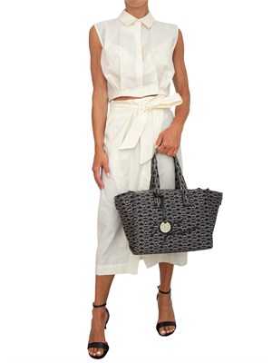 Camicia cropped avorio iBlues in tessuto tech e taglio elegante in DONNA