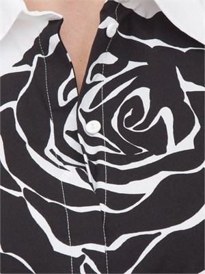 Camicia bianca boxy Blugirl con stampa rose nere in popeline in DONNA