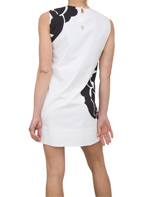 Abito corto Blugirl in popeline bianco con stampa rosa nera in DONNA