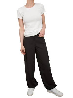 Pantaloni nero Liu Jo modello cargo in DONNA