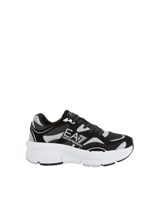 EA7 EMPORIO ARMANI Sneaker nere Emporio Armani in suede e tessuto tecnico in UOMO