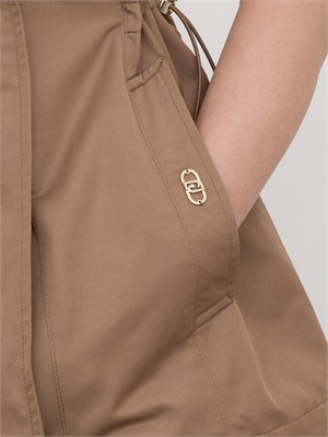 Gilet cammello Liu Jo con coulisse in vita e chiusura zip in DONNA