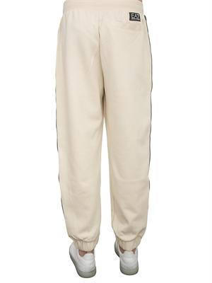 EA7 EMPORIO ARMANI Pantaloni jogger EA7 Logo Series in misto cotone avorio in UOMO