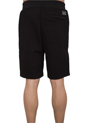 EA7 EMPORIO ARMANI Bermuda sportivo EA7 con zip laterale nero in UOMO