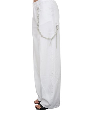 Pantaloni cinque tasche bianchi Pinko modello largo loose fit con catena gioiello in DONNA
