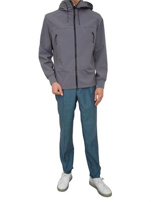 Giubbino uomo grigio C.P. Company antipioggia e antivento full zip con cappuccio in UOMO