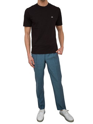 T-shirt nera uomo C.P. Company in cotone con cappuccio Goggle stampato dietro in UOMO