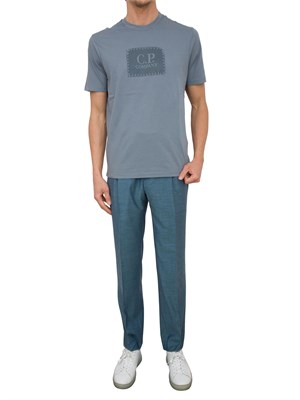 T-shirt azzurro grigio girocollo C.P. Company in cotone con logo stampato in UOMO