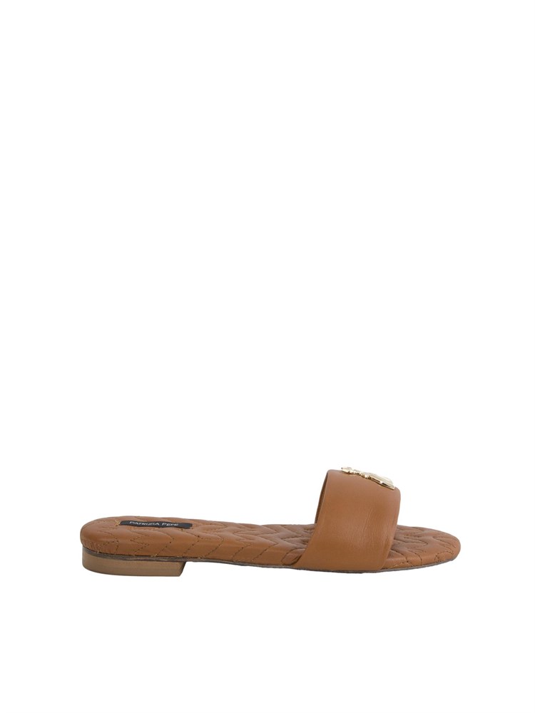 Sandali ciabatta Patrizia Pepe in pelle cuoio