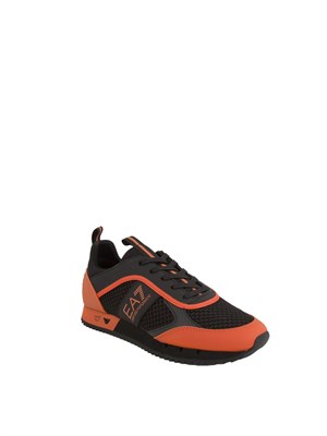 EA7 EMPORIO ARMANI Sneakers uomo nere e arancio Emporio Armani in UOMO
