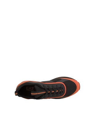 EA7 EMPORIO ARMANI Sneakers uomo nere e arancio Emporio Armani in UOMO