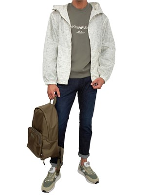 Felpa uomo Emporio Armani in double jersey verde con ricamo logo in UOMO