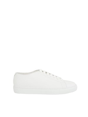 Sneaker uomo Doucal's in pelle bottalata bianca e fondo tono su tono in UOMO