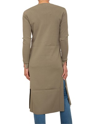 Cardigan lungo Nenette verde salvia con maniche e chiusura con cerchio oro in DONNA