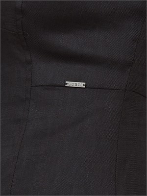 Mini abito Guess Jeans in misto lino nero con scollo a cuore in DONNA