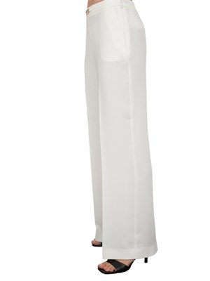 Pantaloni donna bianchi Guess by Marciano con taglio dritto e piega in DONNA
