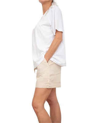 T-shirt bianca Blugirl con patch gioiello su spalle in DONNA