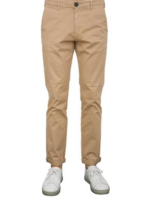 Pantalone chino Aiace Galassi in gabardina stretch beige in UOMO