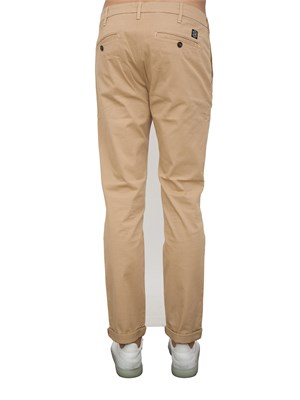 Pantalone chino Aiace Galassi in gabardina stretch beige in UOMO