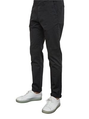 Pantalone chino Aiace Galassi in gabardina stretch
nero in UOMO