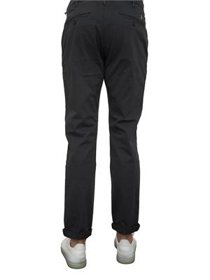 Pantalone chino Aiace Galassi in gabardina stretch
nero in UOMO