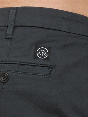 Pantalone chino Aiace Galassi in gabardina stretch
nero in UOMO