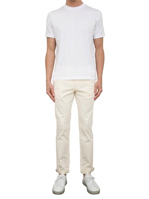 Pantalone chino Aiace Galassi in gabardina stretch avorio in UOMO