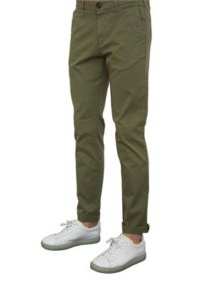Pantalone chino Aiace Galassi in gabardina stretch verde in UOMO