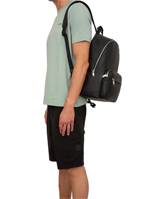 T-shirt Boss verde regular fit con logo a contrasto in UOMO