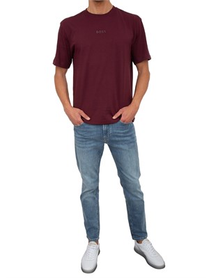 T-shirt Tee Boss uomo regular fit in cotone bordeaux con logo tono su tono in UOMO