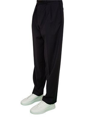 Pantalone uomo blu Emporio Armani dal taglio classico e dritto con pinces in UOMO