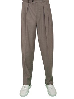 Pantalone uomo grigio tortora Emporio Armani dal taglio classico e dritto con pinces in UOMO