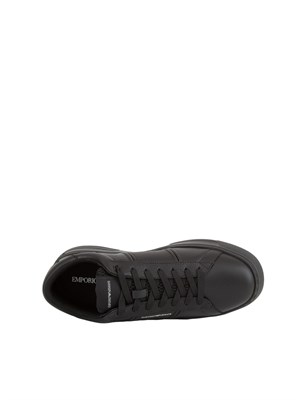 Sneaker uomo Emporio Armani in pelle nera con piccolo logo lettering in UOMO