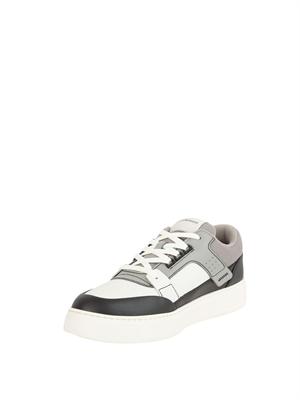 Sneaker uomo Emporio Armani in pelle bianca con dettagli mesh a contrasto grigi in UOMO