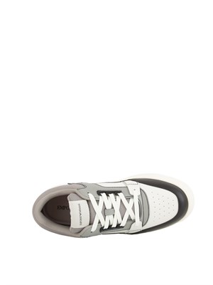 Sneaker uomo Emporio Armani in pelle bianca con dettagli mesh a contrasto grigi in UOMO