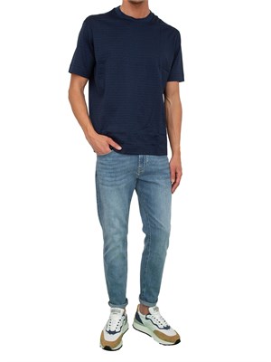 T-shirt uomo Emporio Armani in cotone blu con stampa logo lettering all-over in UOMO