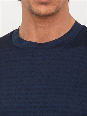 T-shirt uomo Emporio Armani in cotone blu con stampa logo lettering all-over in UOMO