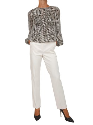 Camicia manica lunga Emme Marella in raso leggero con stampa geometrica nera e bianca in DONNA