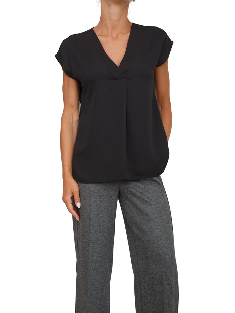 Blusa Marella in satin fluido nero con scollo V