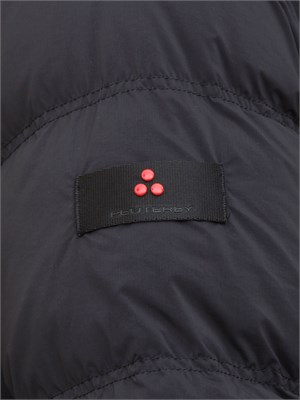 Piumino nero Peuterey con cappuccio bimaterico a contrasto in DONNA