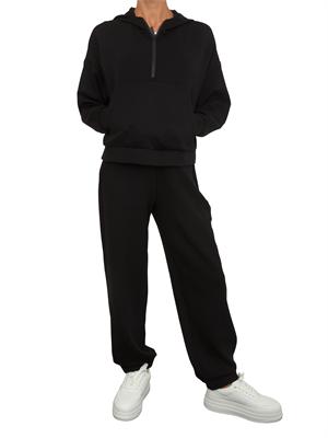 Felpa donna mezza zip Armani Exchange con cappuccio in viscosa stretch nera in DONNA