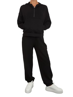 Felpa donna mezza zip Armani Exchange con cappuccio in viscosa stretch nera in DONNA