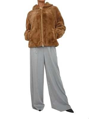 Pelliccia Fracomina modello bomber in ecopelliccia cammello in DONNA