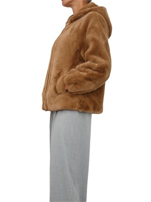 Pelliccia Fracomina modello bomber in ecopelliccia cammello in DONNA
