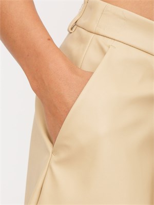 Bermuda Armani Exchange in tessuto effetto pelle beige in DONNA