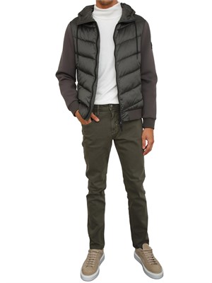 Giubbotto Antony Morato con eco-imbottitura DuPont Sorona e maniche in maglia verde in UOMO