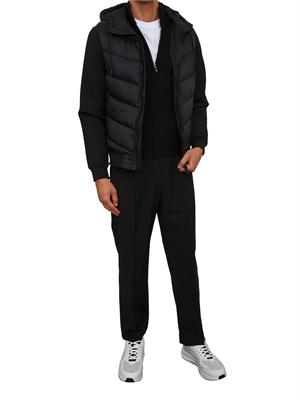 Maglia Antony Morato slim fit in misto viscosa nera con patch logata e zip in UOMO