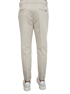 Pantaloni chino uomo Liu Jo in cotone beige in UOMO