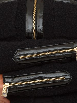 Cardigan Elisabetta Franchi in bouclÉ nero con inserti in vinile e zip in DONNA